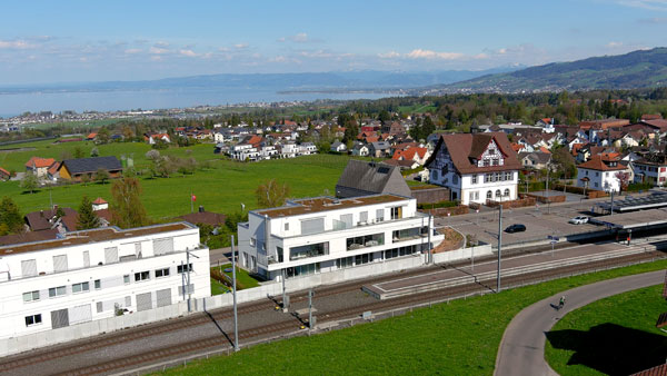 Wohn- und Geschäftshaus mit Seesicht – Freidorf CH